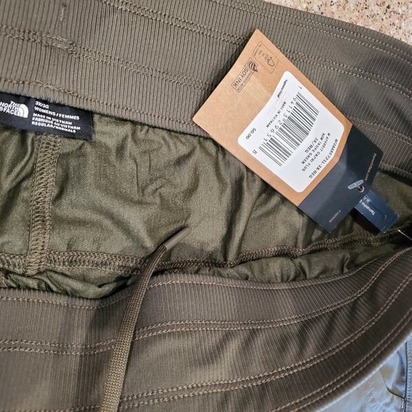 The North Face W's Aphrodite Capri - Picture 2 of 2